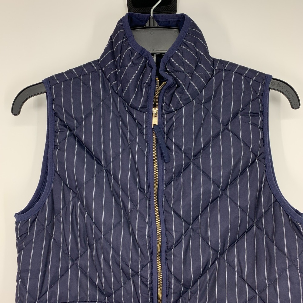 Thread & Supply Vest Womens Size Small Puffer Blue Stripe Full Zip Preppy - Picture 2 of 9